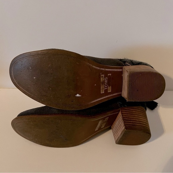 Tom’s Leila Aztec Gray Suede Tribal Southwestern Tassel Booties - Picture 6 of 6